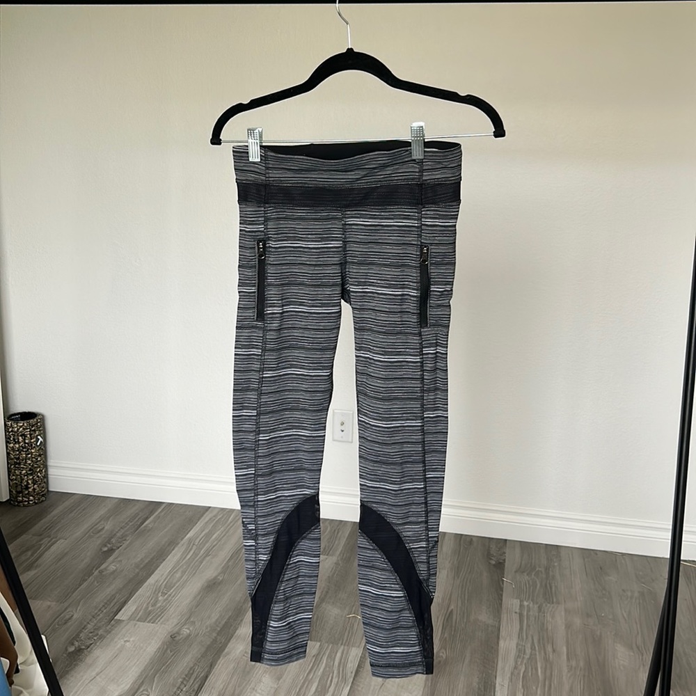 Lululemon black pinstripe leggings with zippers